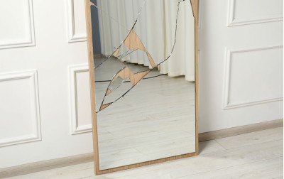 Peut-on réparer un miroir cassé ?